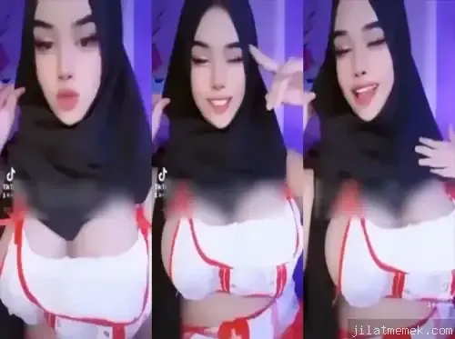 Hijab Cosplay Suster Cantik Minta Disuntik Kasar